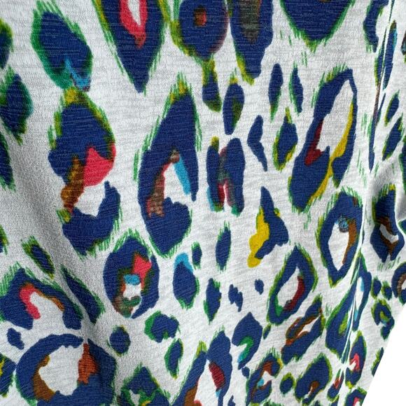 Nine West NWT Colorful Leopard Print Long Sleeve Round Neck Lightweight Blouse M - Picture 5 of 9